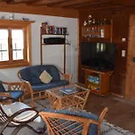 Romantisches Hoehe Fuer 61 Erw 2 דירה Puchreit